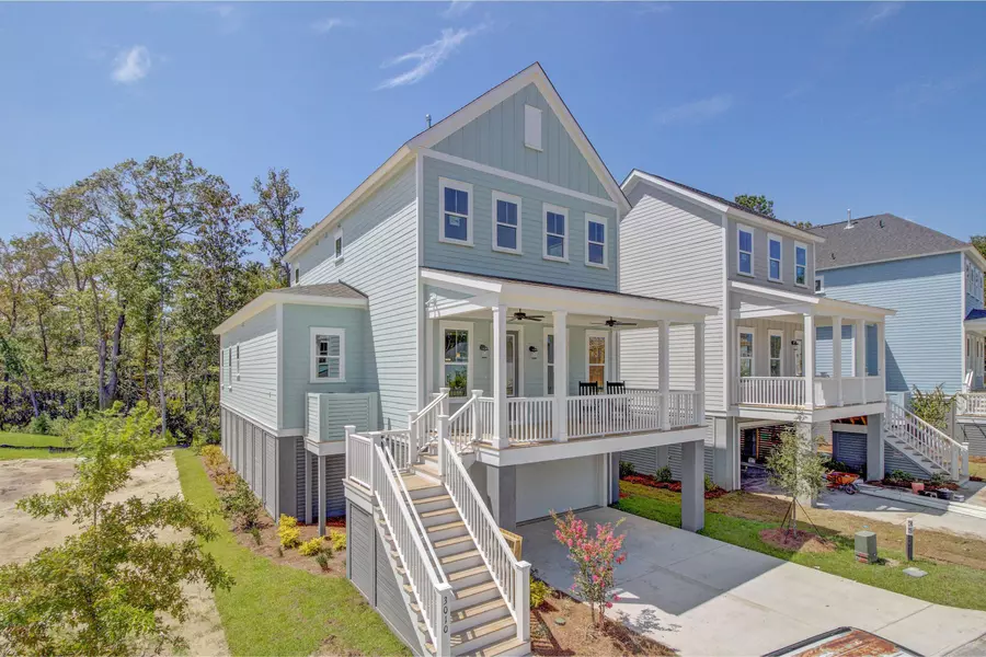 3010 Evening Tide Dr, Hanahan, SC 29410