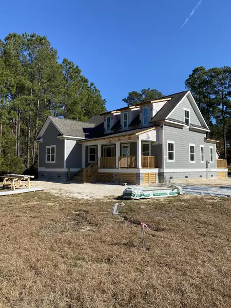 112 Waters Edge Ln, Moncks Corner, SC 29461