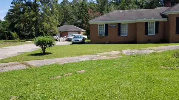 Walterboro, SC 29488,1519 Rivers St