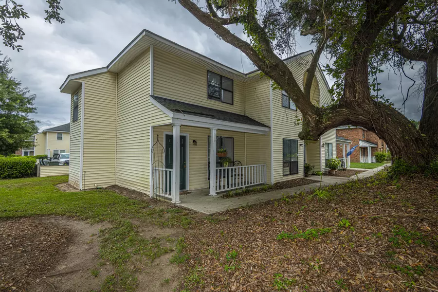 1426 Camp Rd #A, Charleston, SC 29412