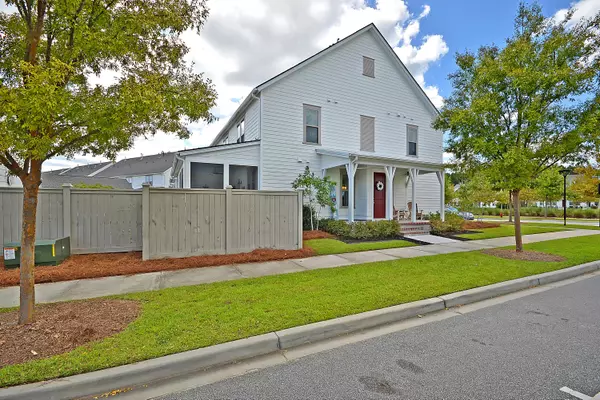 189 Great Lawn Dr, Summerville, SC 29486