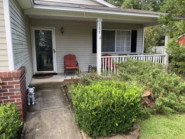 Summerville, SC 29483,188 Apache Dr