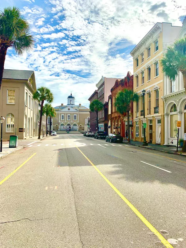 Charleston, SC 29401,15 Broad St