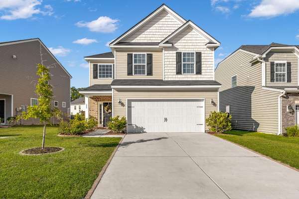 682 Silver Moss Dr, Moncks Corner, SC 29461