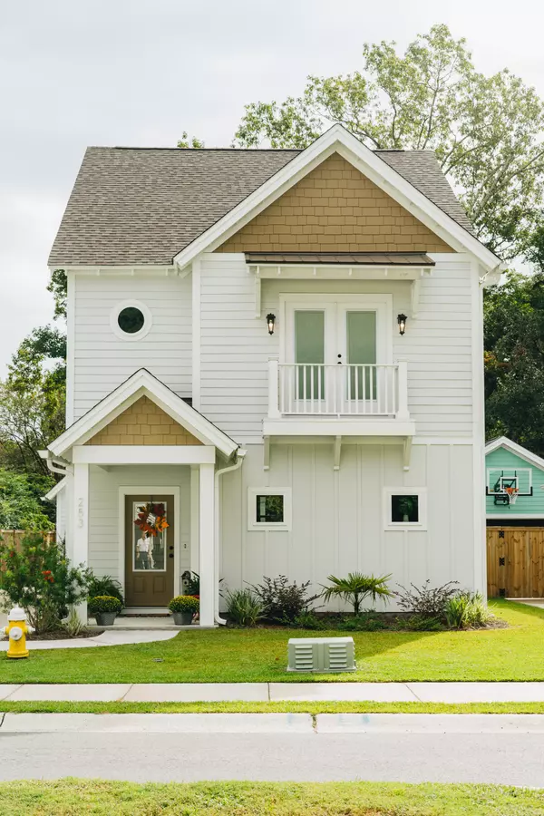 253 Stefan Dr, Charleston, SC 29412