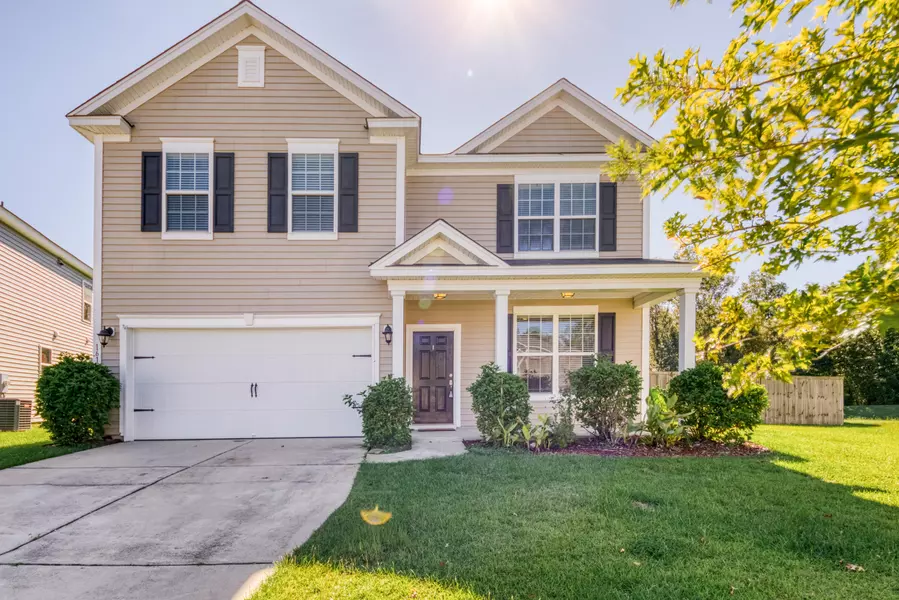 1613 Rising Mist Dr, Summerville, SC 29483