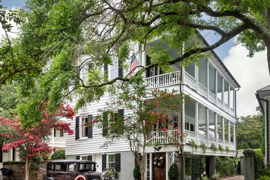 66 Church St, Charleston, SC 29401