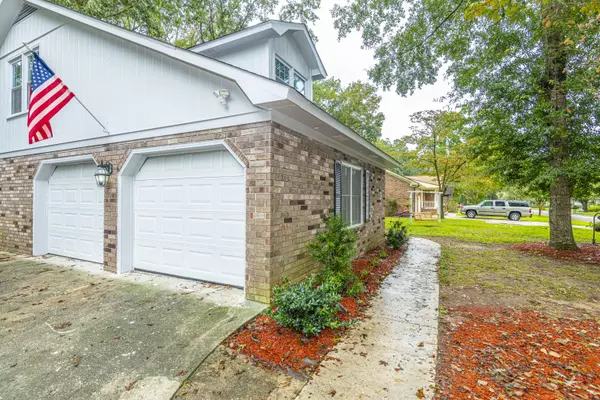 Summerville, SC 29485,309 Fairington Dr