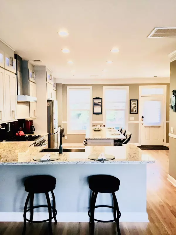 Daniel Island, SC 29492,2304 Daniel Island Dr