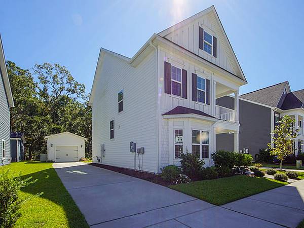 Johns Island, SC 29455,1704 Emmets Rd