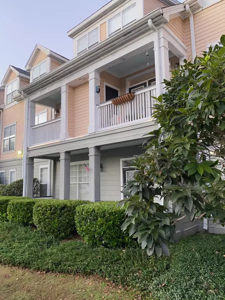 130 River Landing Dr #8102, Charleston, SC 29492