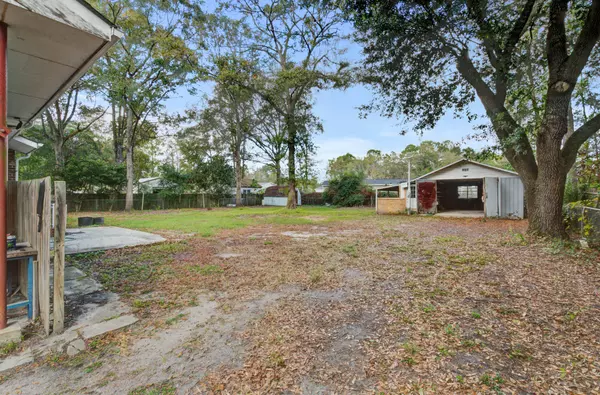 Ladson, SC 29456,9698 Jamison Rd