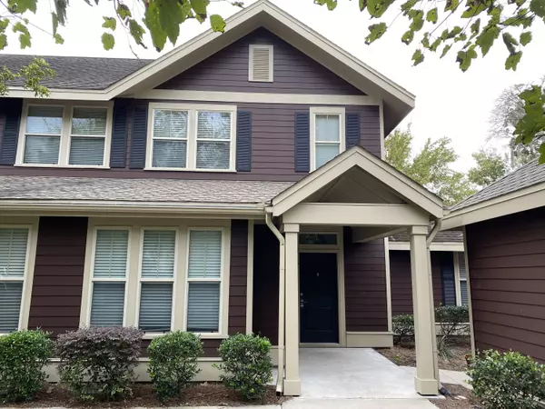 5564 Colonial Chatsworth Cir, North Charleston, SC 29418