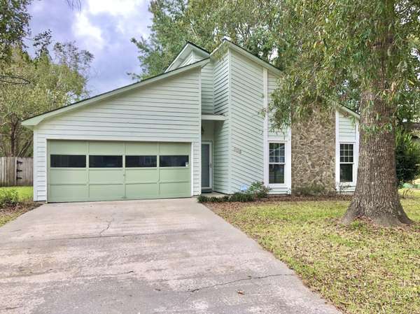 305 Summerfield Ct, North Charleston, SC 29420