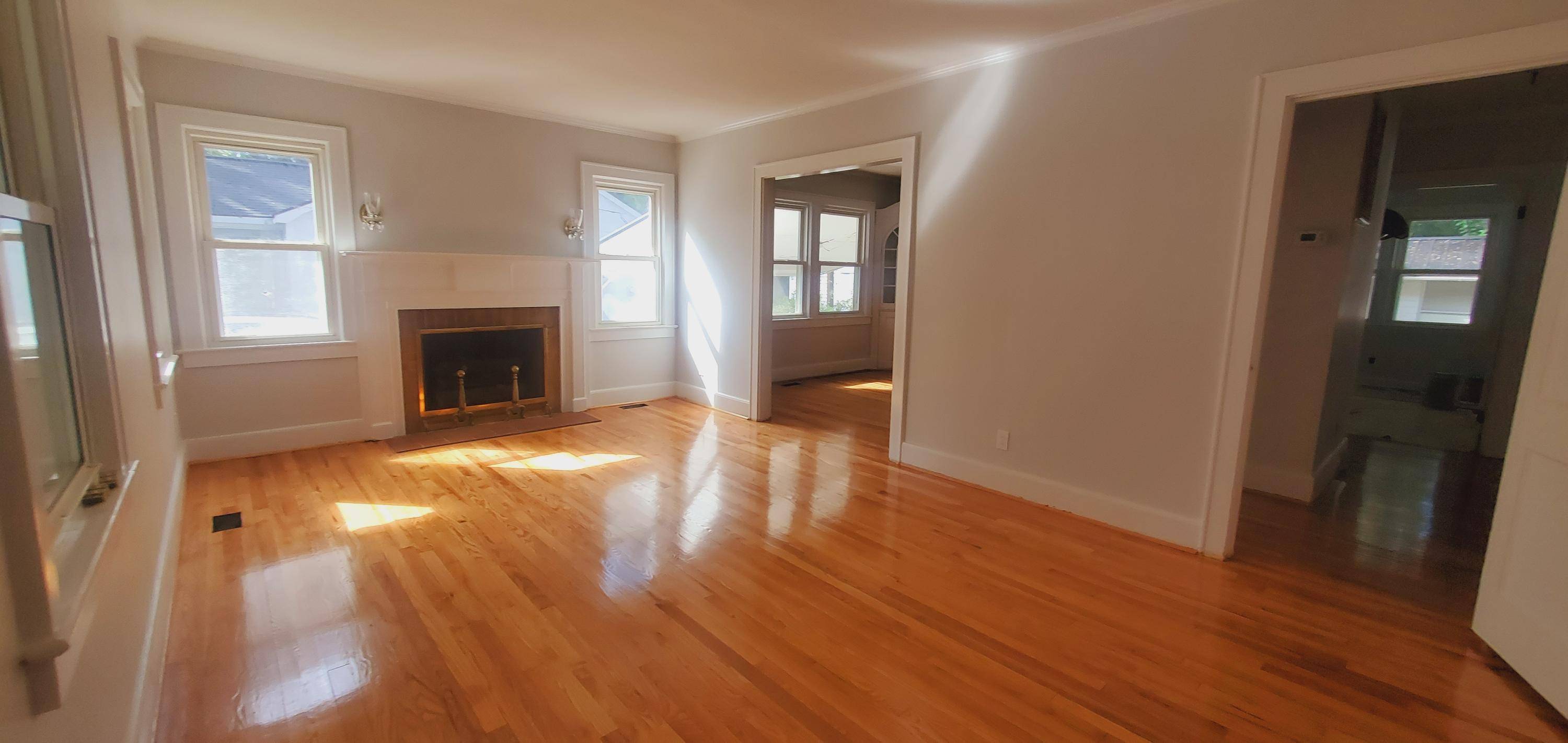 Walterboro, SC 29488,212 Brownlehe St