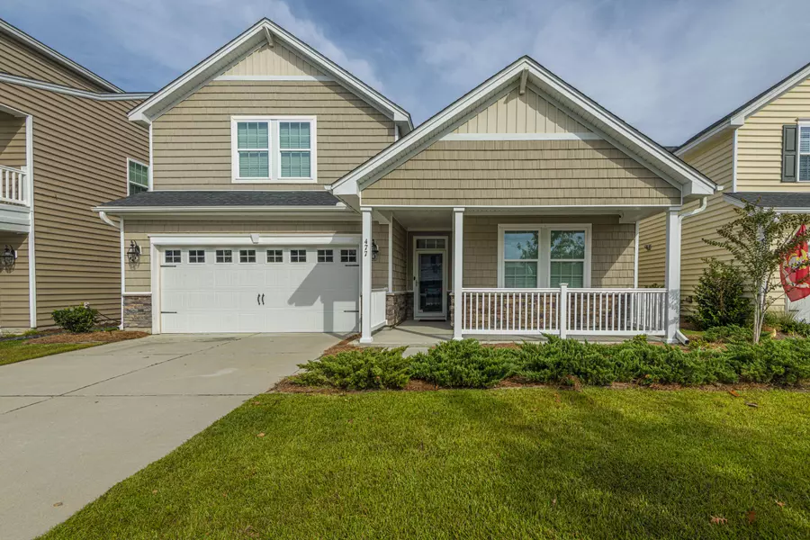 477 Whispering Breeze Ln, Summerville, SC 29486