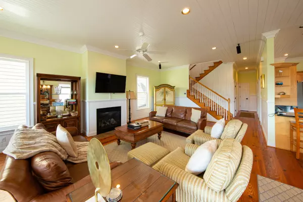 Isle Of Palms, SC 29451,14 Yacht Harbor Ct