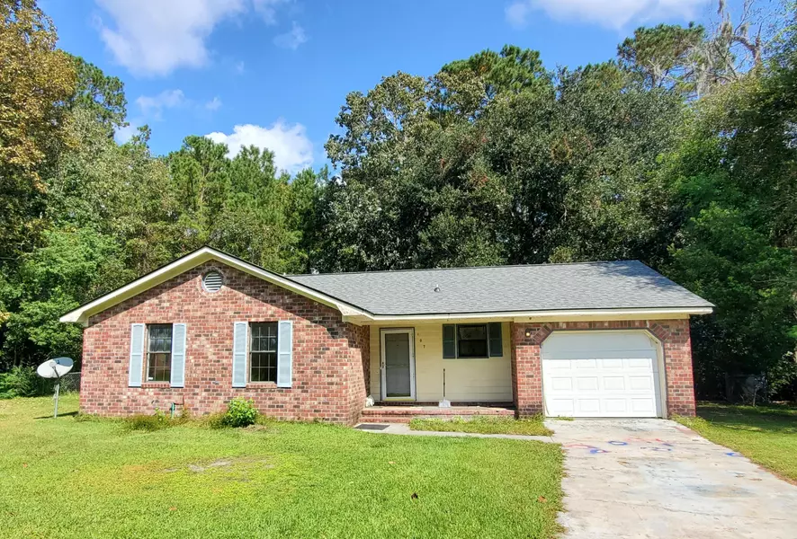 107 Sally Ln, Summerville, SC 29485