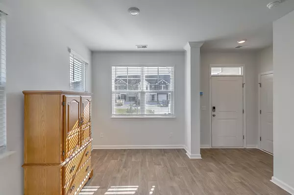 Summerville, SC 29486,669 Hilchot Dr