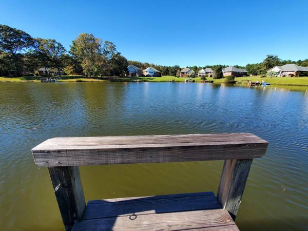 Manning, SC 29102,2 Ridge Lake Dr