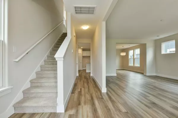 Summerville, SC 29486,732 Myrtle Branch St