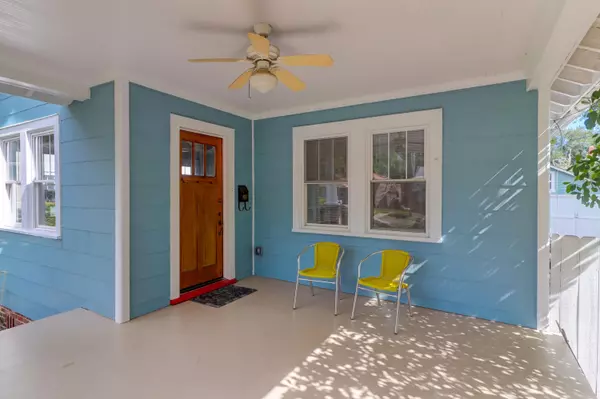 Charleston, SC 29403,8 Magnolia Ave