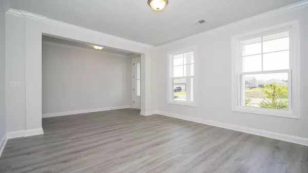Summerville, SC 29486,216 Celestial Blvd