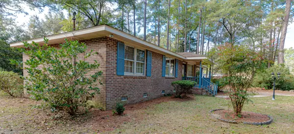 Walterboro, SC 29488,109 S Woodland