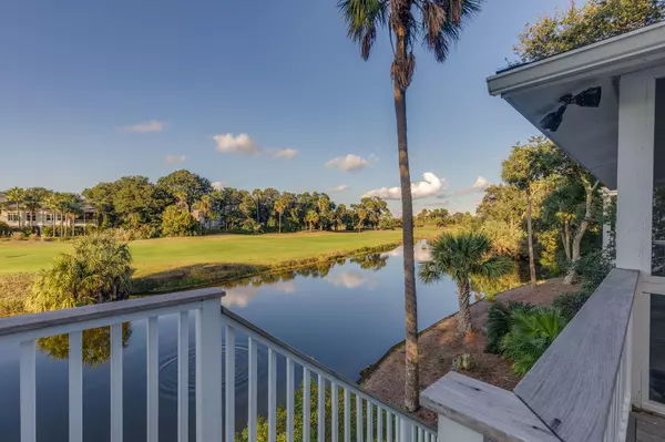 56 Twin Oaks Ln, Isle Of Palms, SC 29451