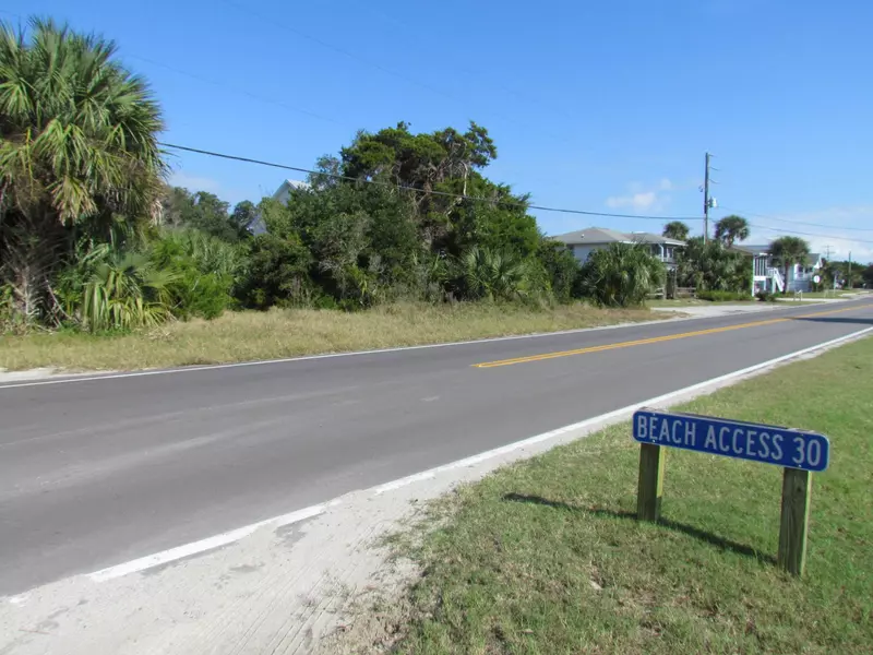 2907 Palmetto Blvd, Edisto Beach, SC 29438