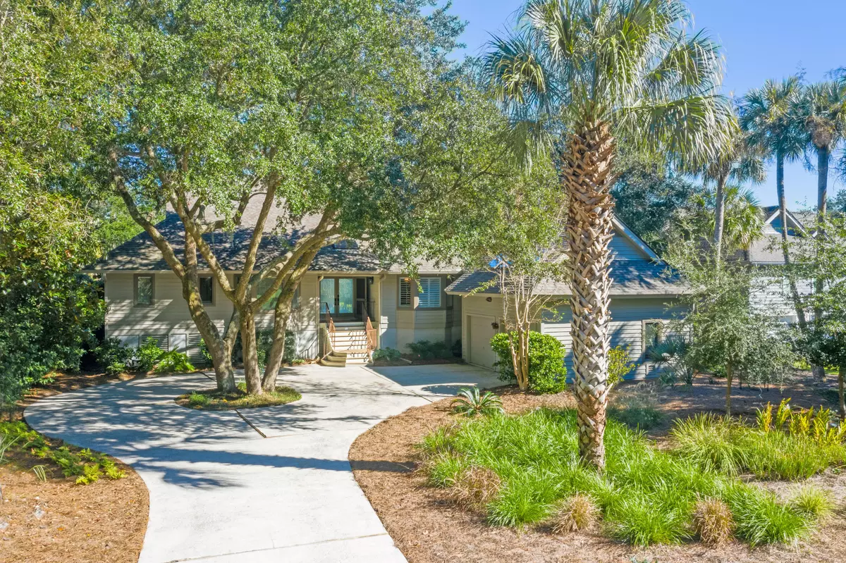 Kiawah Island, SC 29455,130 Turnberry Dr