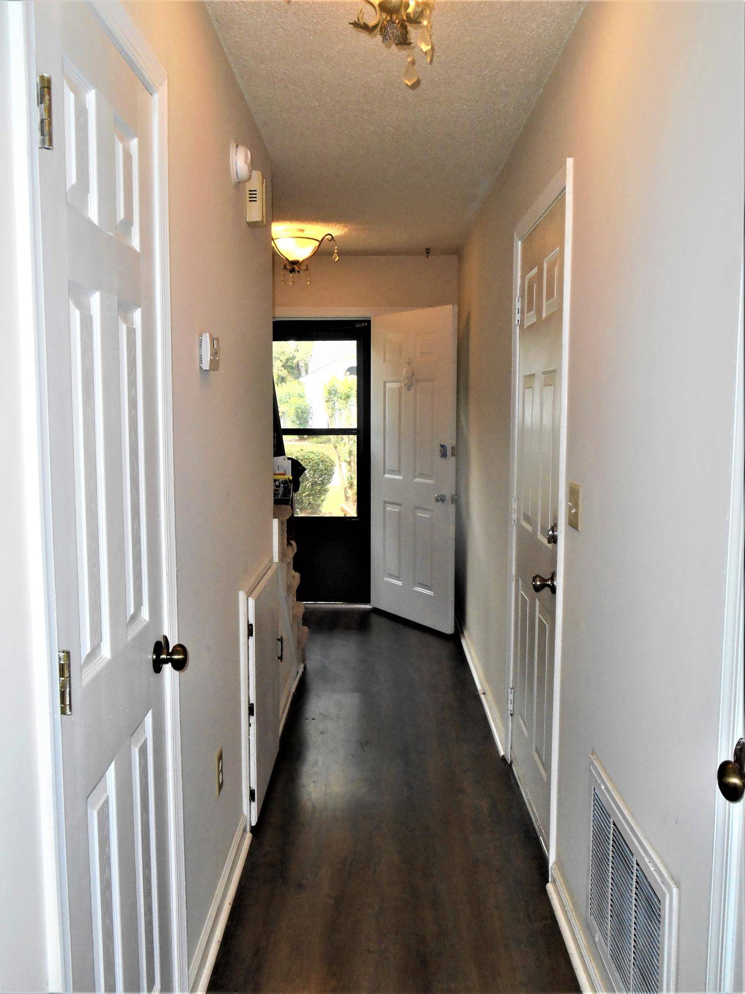 Ladson, SC 29456,208 Chandler Dr