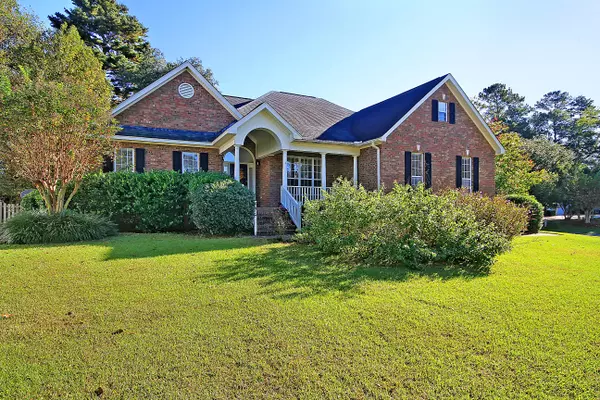 Summerville, SC 29485,2001 Carriage Way