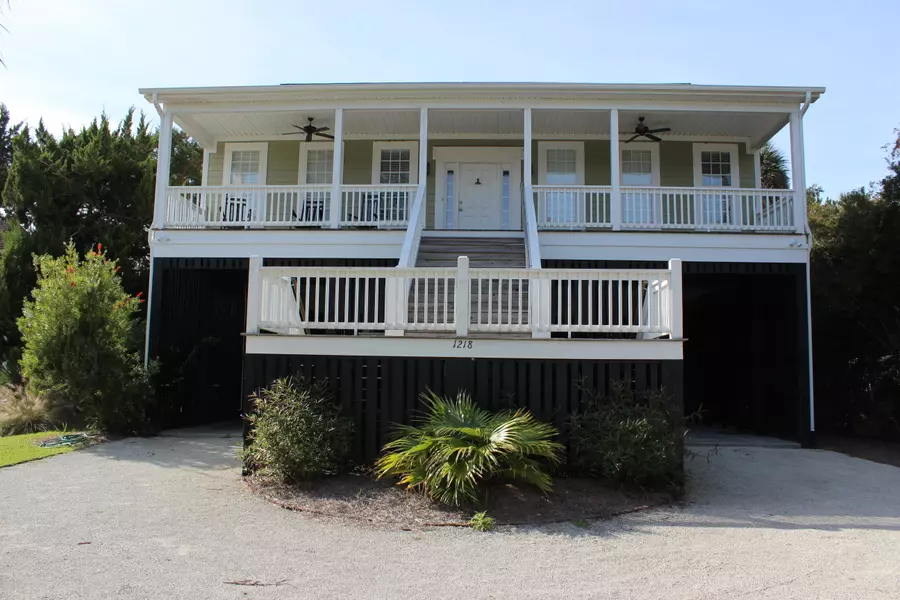 1218 Nancy St, Edisto Beach, SC 29438