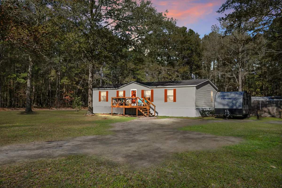 Walterboro, SC 29488,36 Branch Hollow Rd