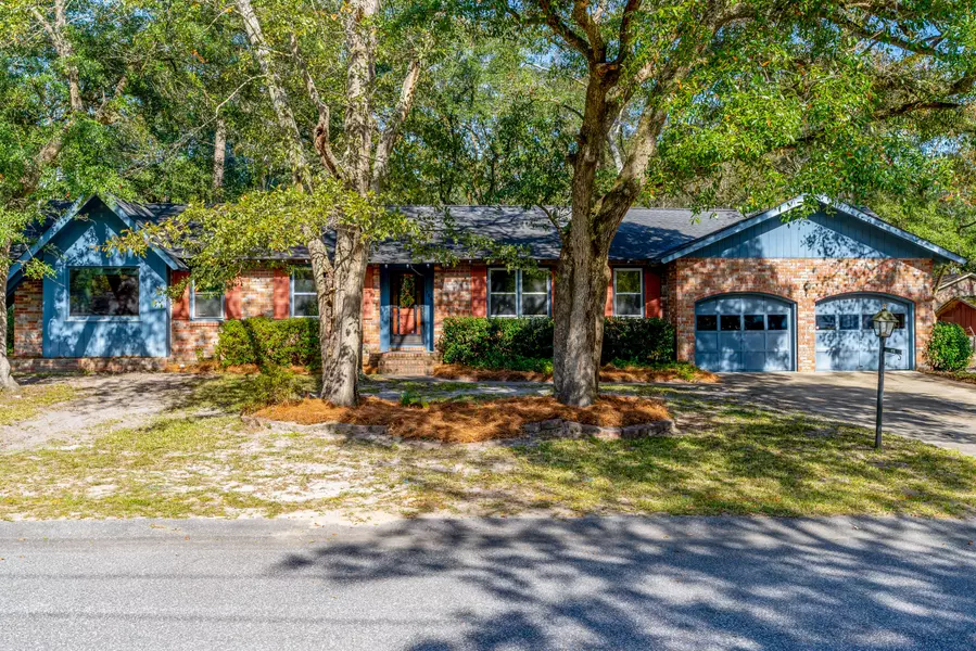 105 Setter Ln, Summerville, SC 29485