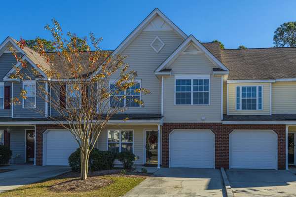 802 Poplar Grove Pl, Summerville, SC 29483