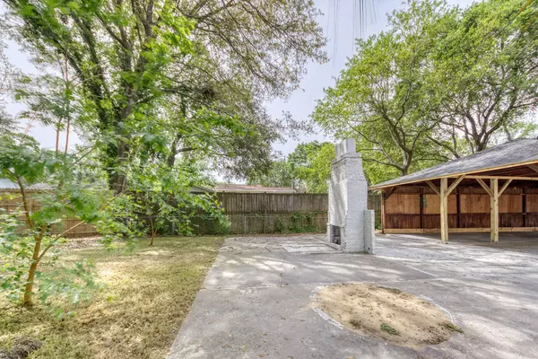 Mount Pleasant, SC 29464,265 W Coleman Blvd