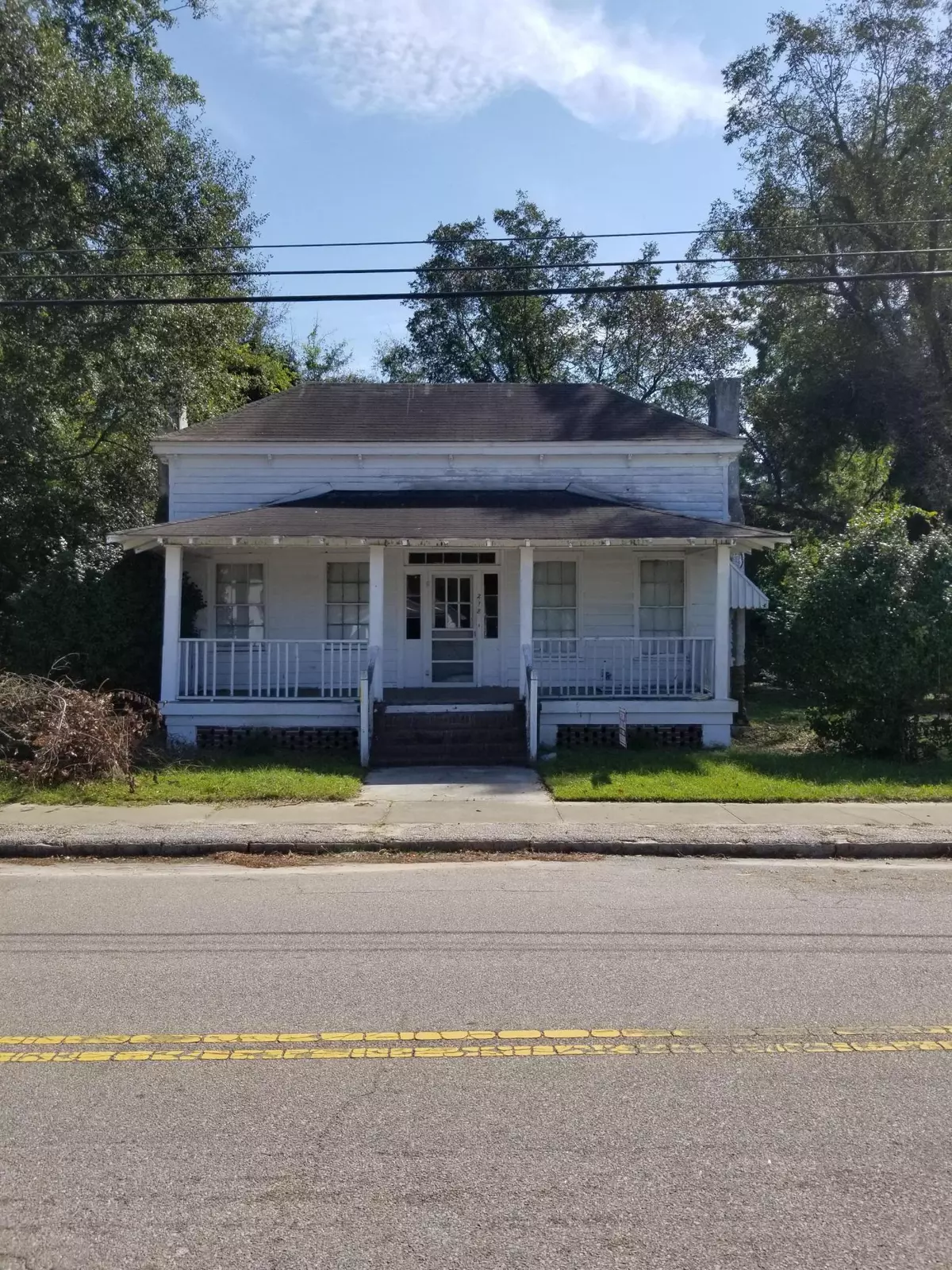 Holly Hill, SC 29059,905 Peake St