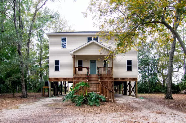 8793 Palmetto Rd, Edisto Island, SC 29438