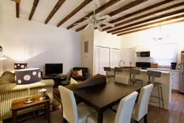 Charleston, SC 29401,51 Smith St #B