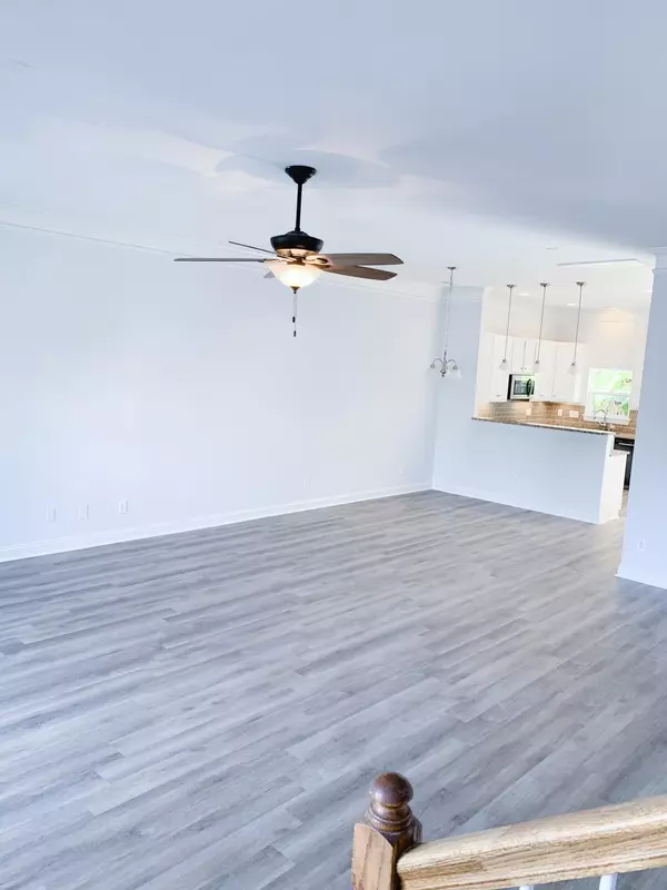 Summerville, SC 29485,126 Hidden Palms Blvd