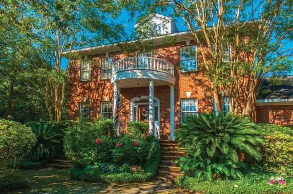 Mount Pleasant, SC 29464,92 On The Harbor Dr