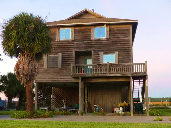 3766a Docksite Rd, Edisto Island, SC 29438