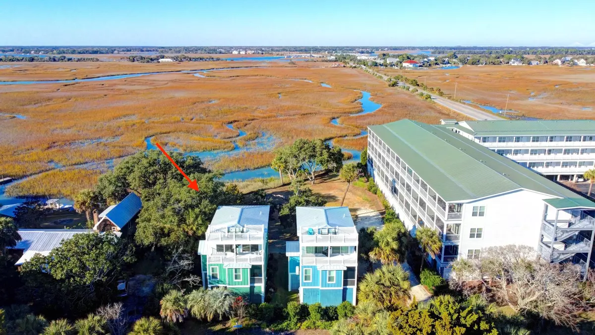 Folly Beach, SC 29439,1004 Mariners Cay Dr