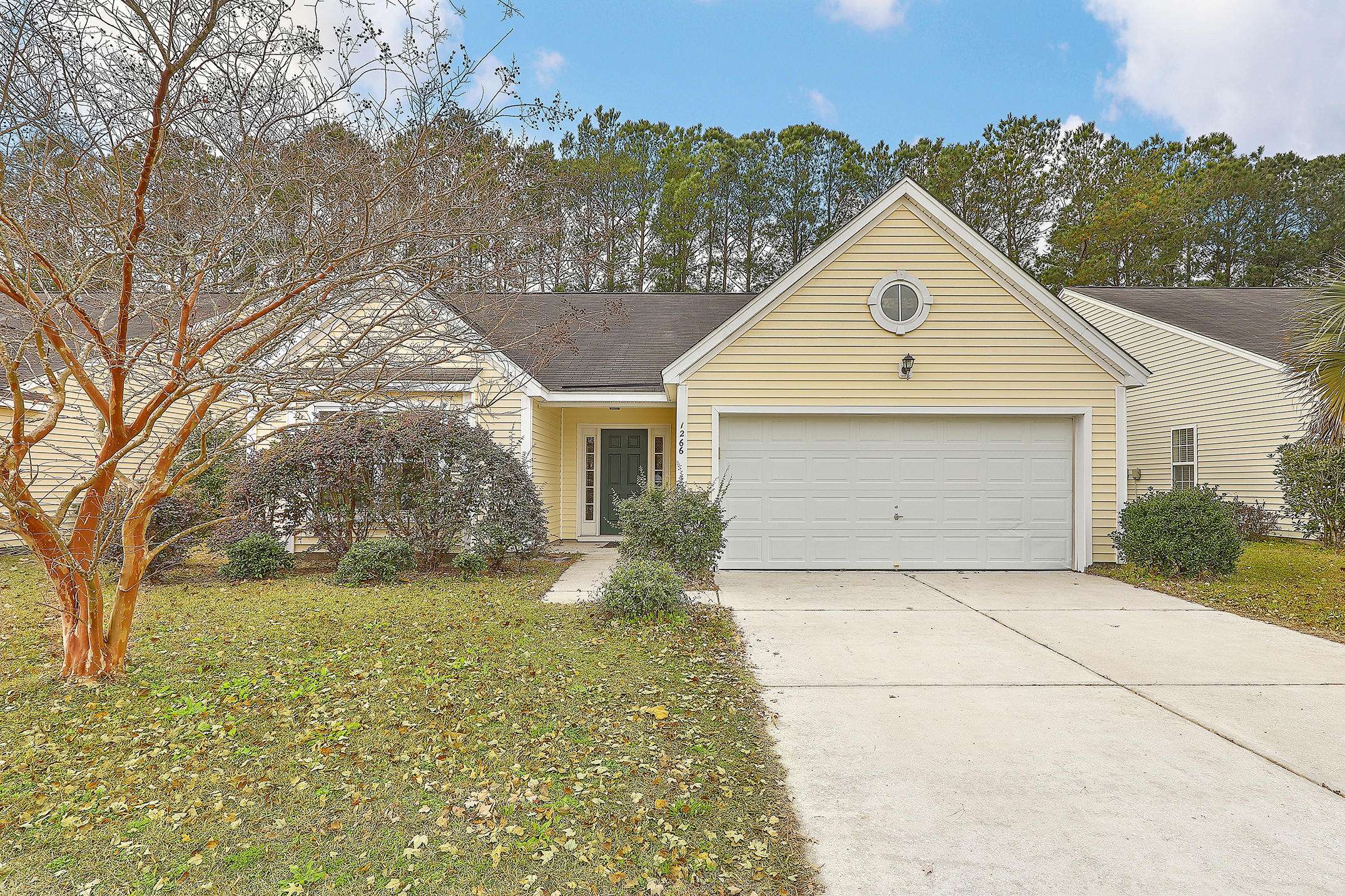 1266 Palm Cove Dr, Charleston, SC 29492
