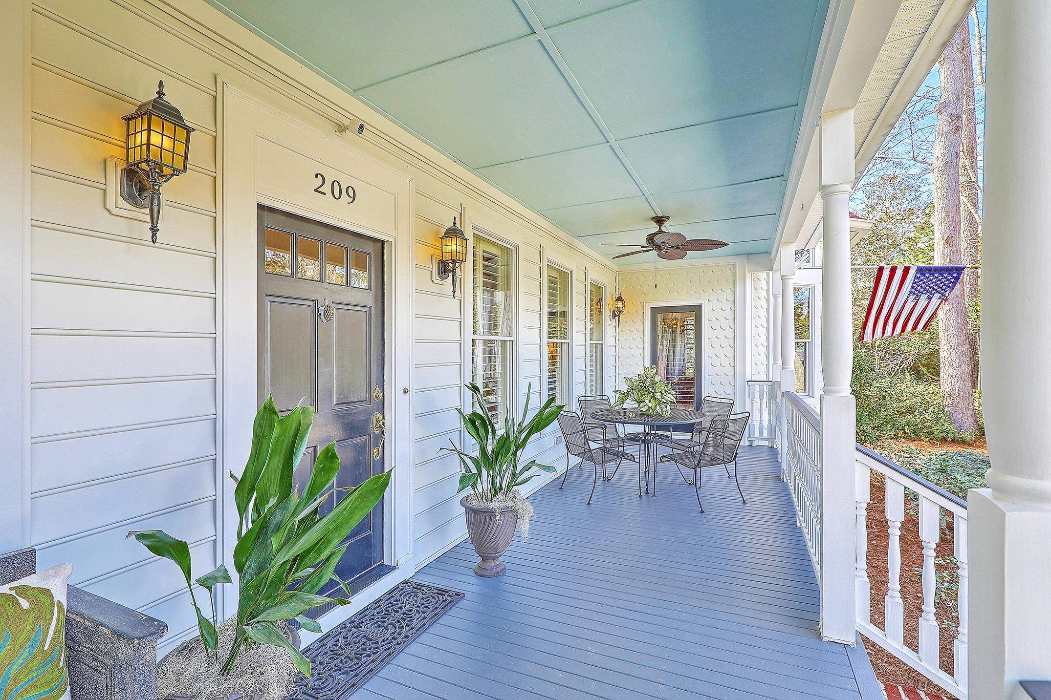 Summerville, SC 29483,209 Gadsden St