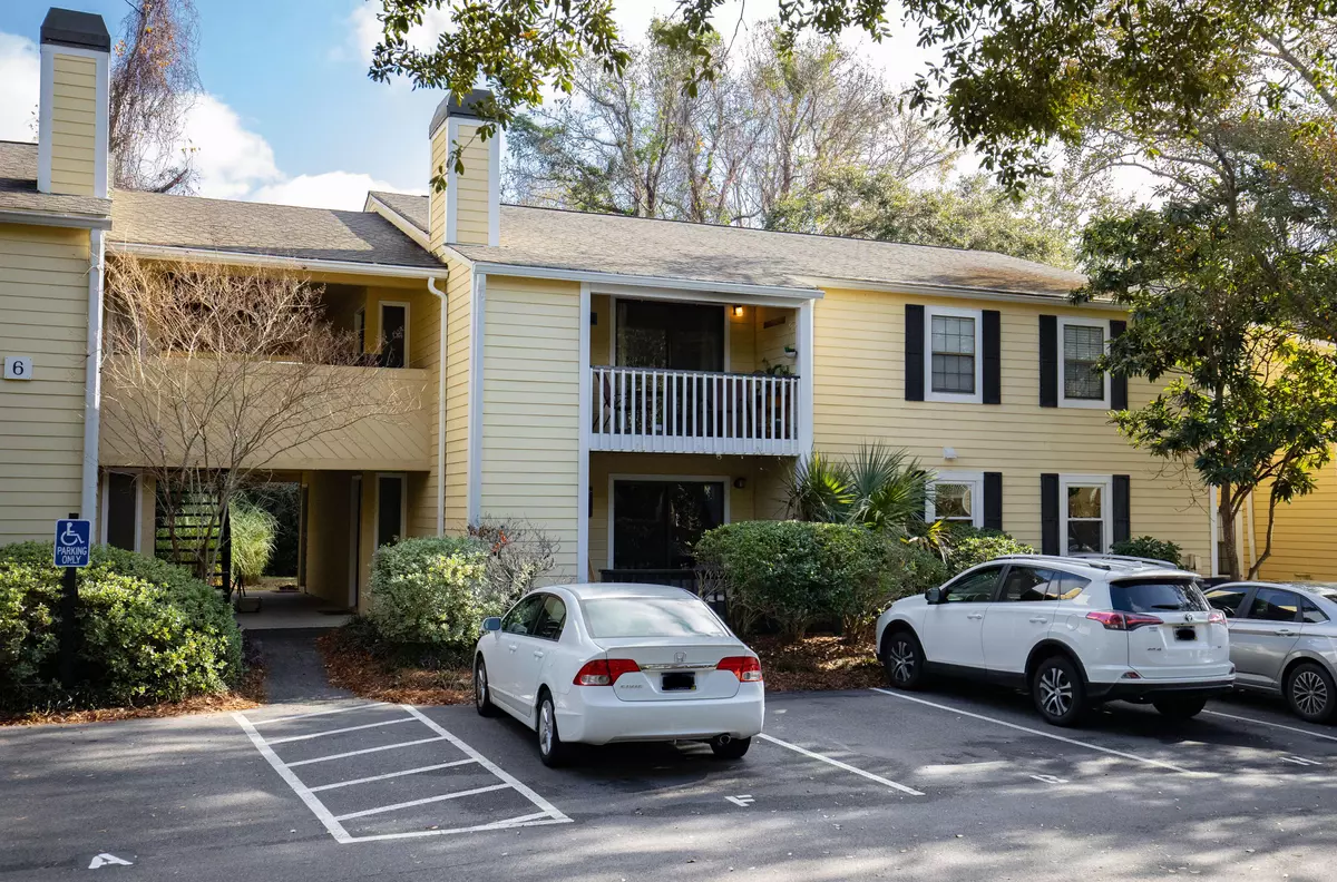 Mount Pleasant, SC 29464,1054 Anna Knapp Blvd #6f