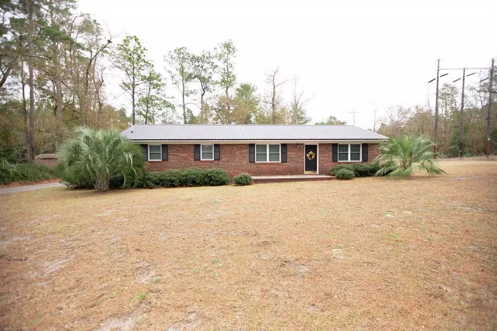 Walterboro, SC 29488,268 Wade Hampton Ave