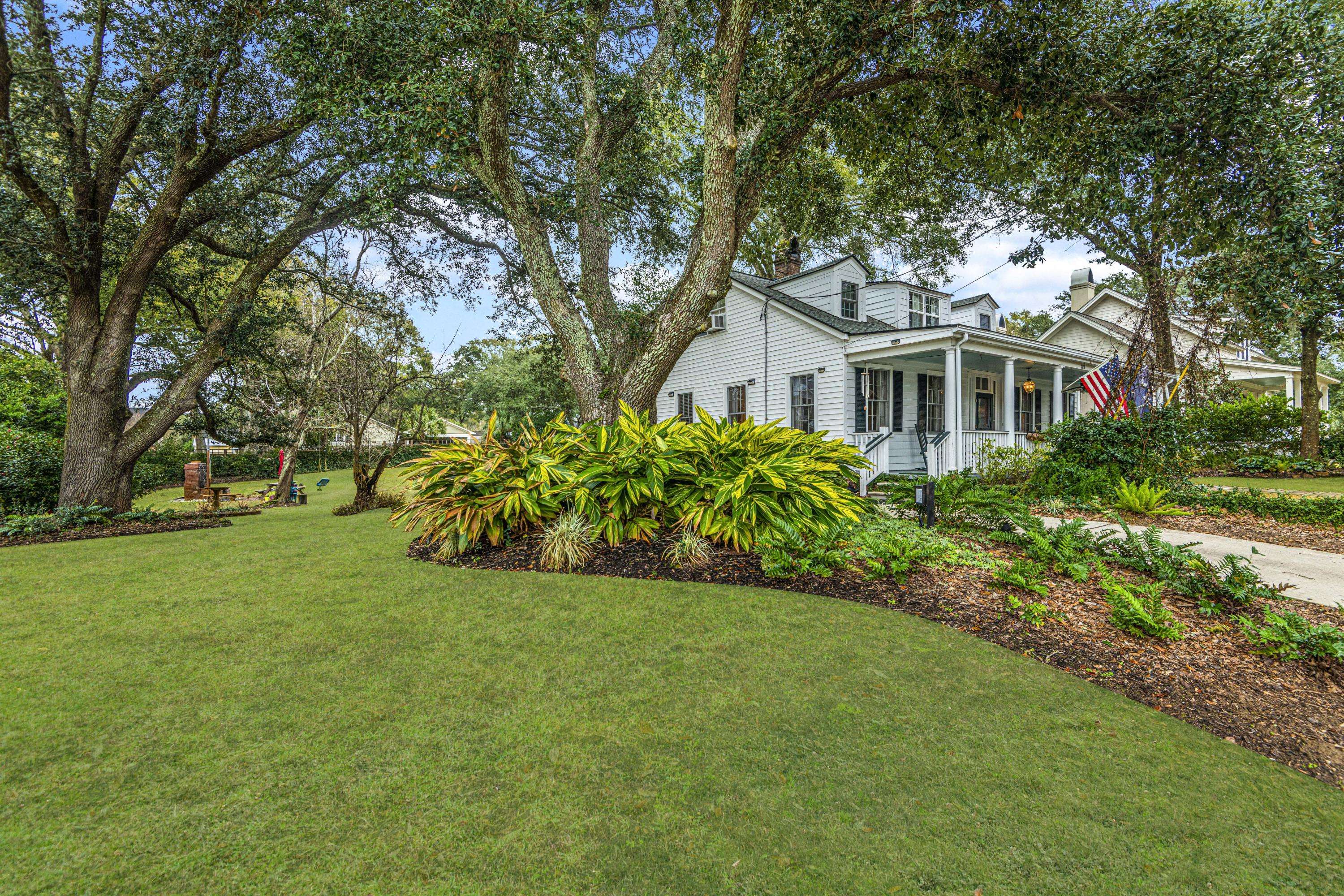 Mount Pleasant, SC 29464,512 Royall Ave
